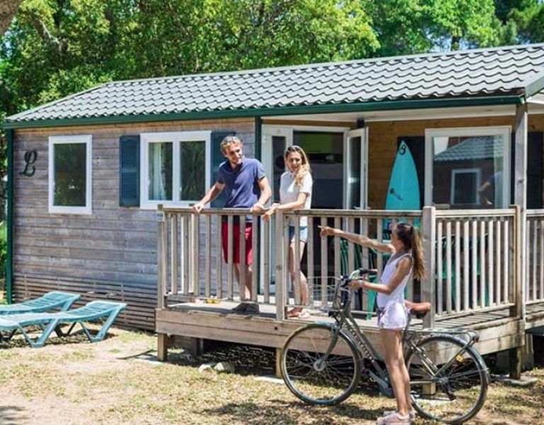 cabaña-bungalow-en-camping-laredo
